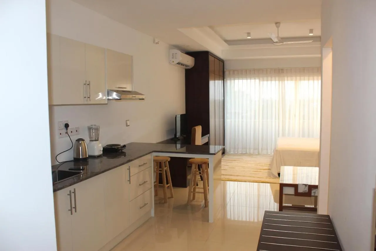 Ocean Breeze Sea View Luxury Apartments Negombo